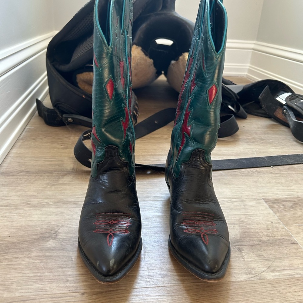 Code West Women’s Size 7 Cowgirl Boots